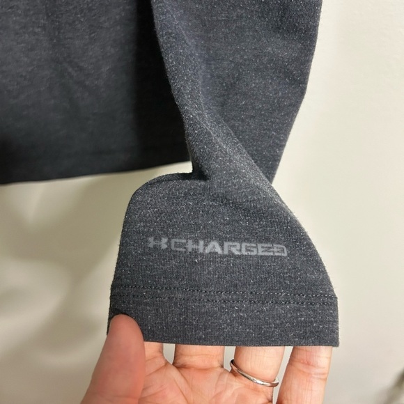 Under Armour Grey Long  Sleeve Shirt - Picture 4 of 4